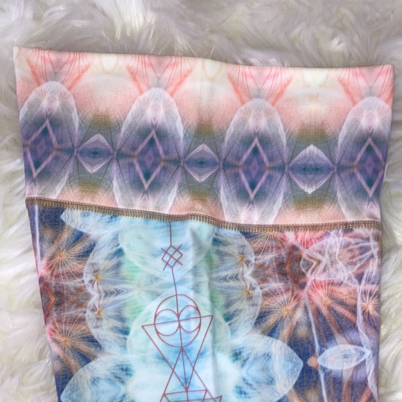 NIYAMA SOL Dandelion Beachcomber Capri Leggings M - Picture 11 of 16